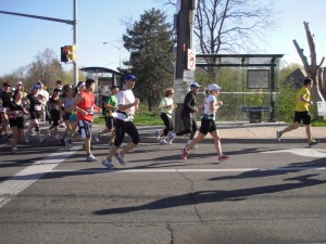 Runners turning on the Mississauga Road from Burnhamthorpe