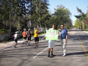 The cheer team! Aashish, Jack and me (I'm taking the picture...)