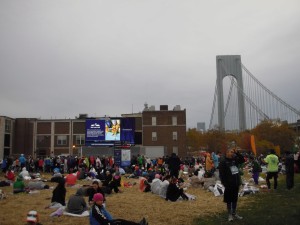 Verrazano bridge in the background of the runner's village